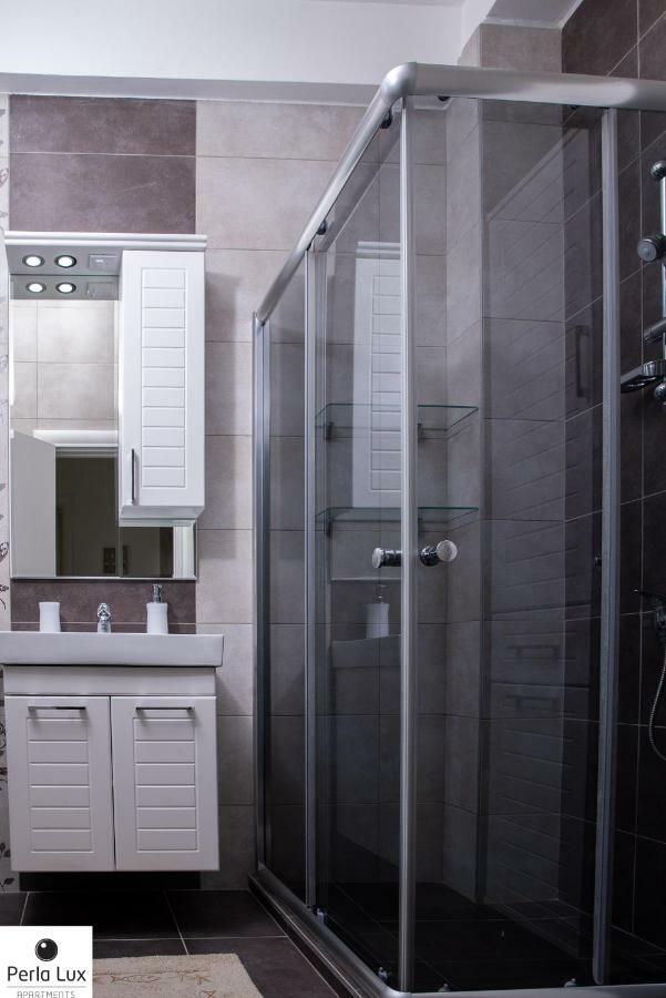 Perla Lux Apartments Arandelovac Buitenkant foto